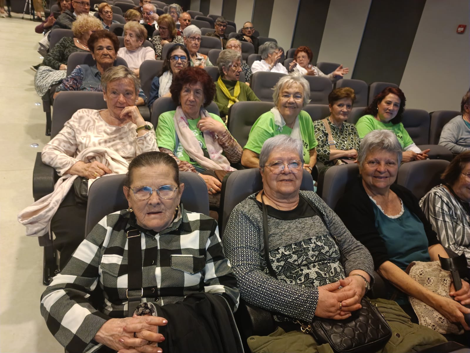 Acció social als barris de Bellvitge i Gornal, transformem realitats
