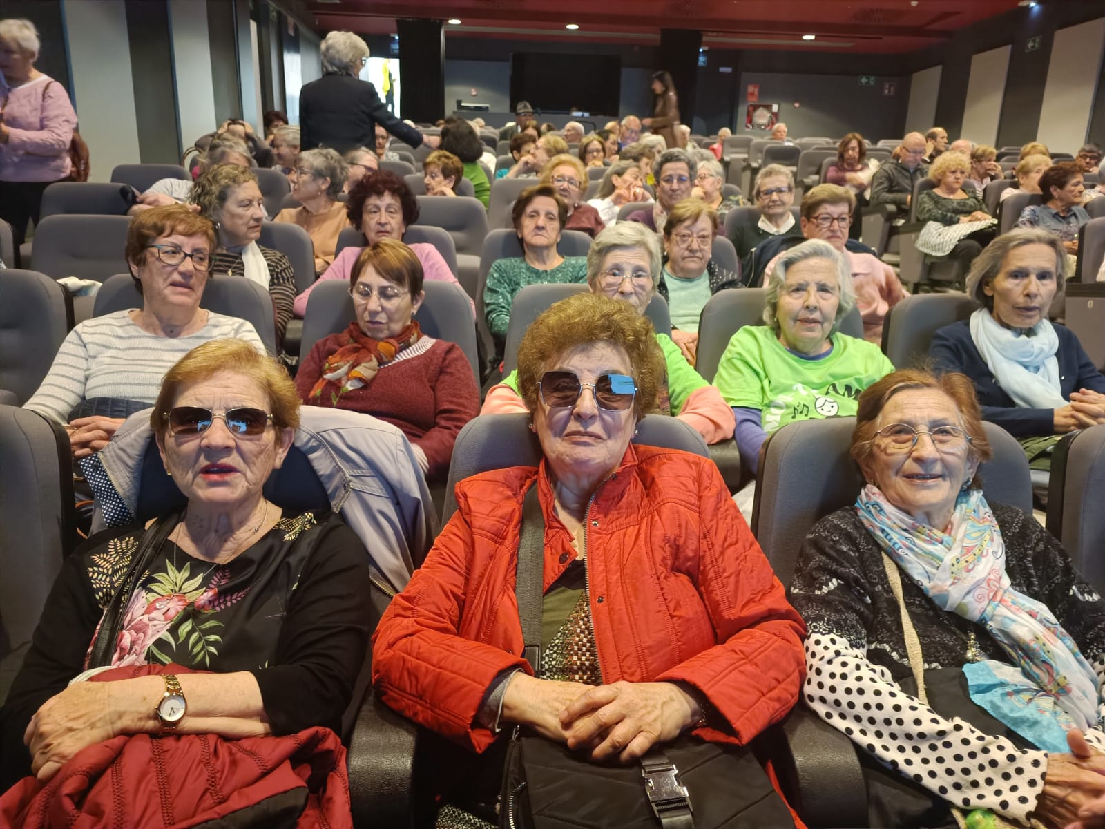 Acció social als barris de Bellvitge i Gornal, transformem realitats