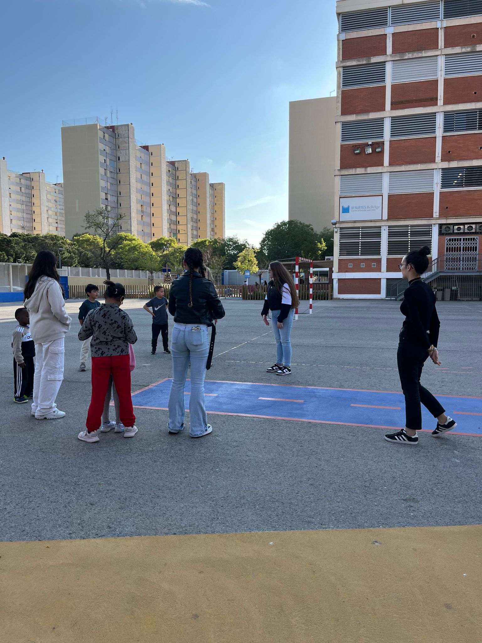 Acció social als barris de Bellvitge i Gornal, transformem realitats