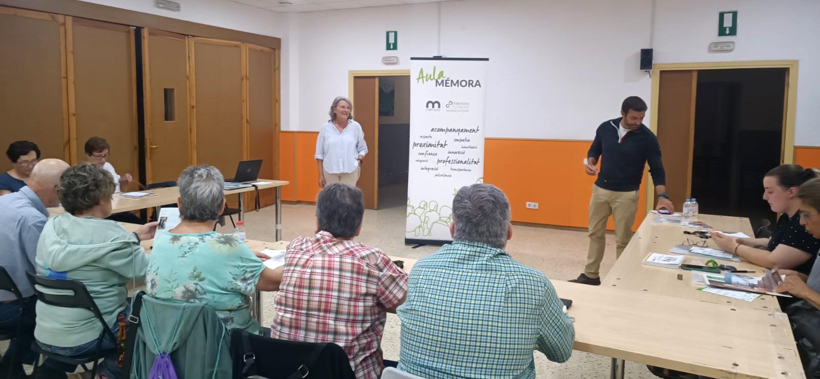 Formació del voluntariat: voluntaris amb Gent Gran de la Vinya