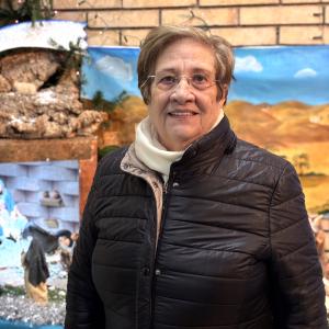 Voluntèria d'ajuda fraterna